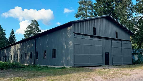 Nordic Marinin iso kylmä halli veneille.